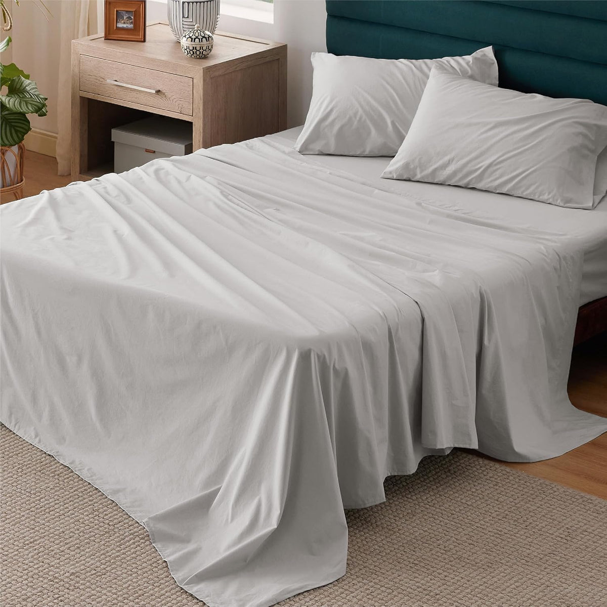 Solavo grey queen cotton sheets folded neatly